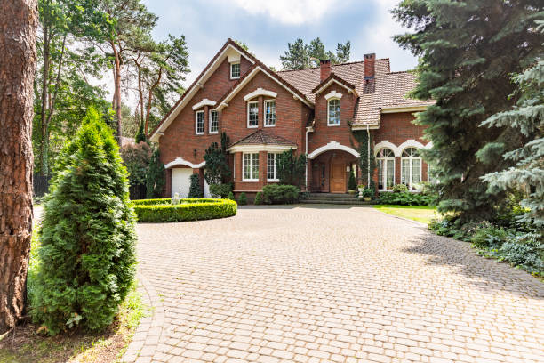 Reliable Lafayette, LA Driveway Pavers Solutions